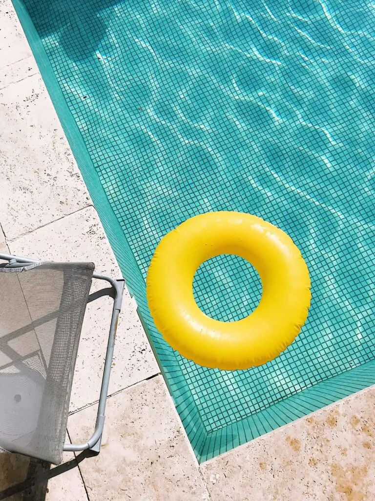 Nachhaltige Poolgestaltung